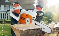 elettrosega STIHL in funzione