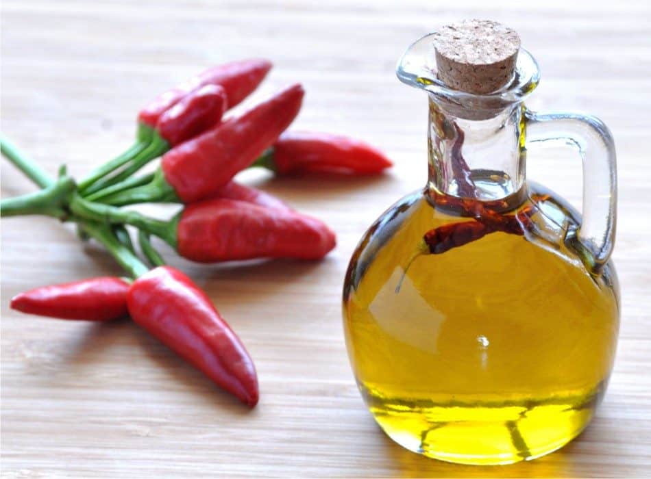 olio piccante al peperoncino