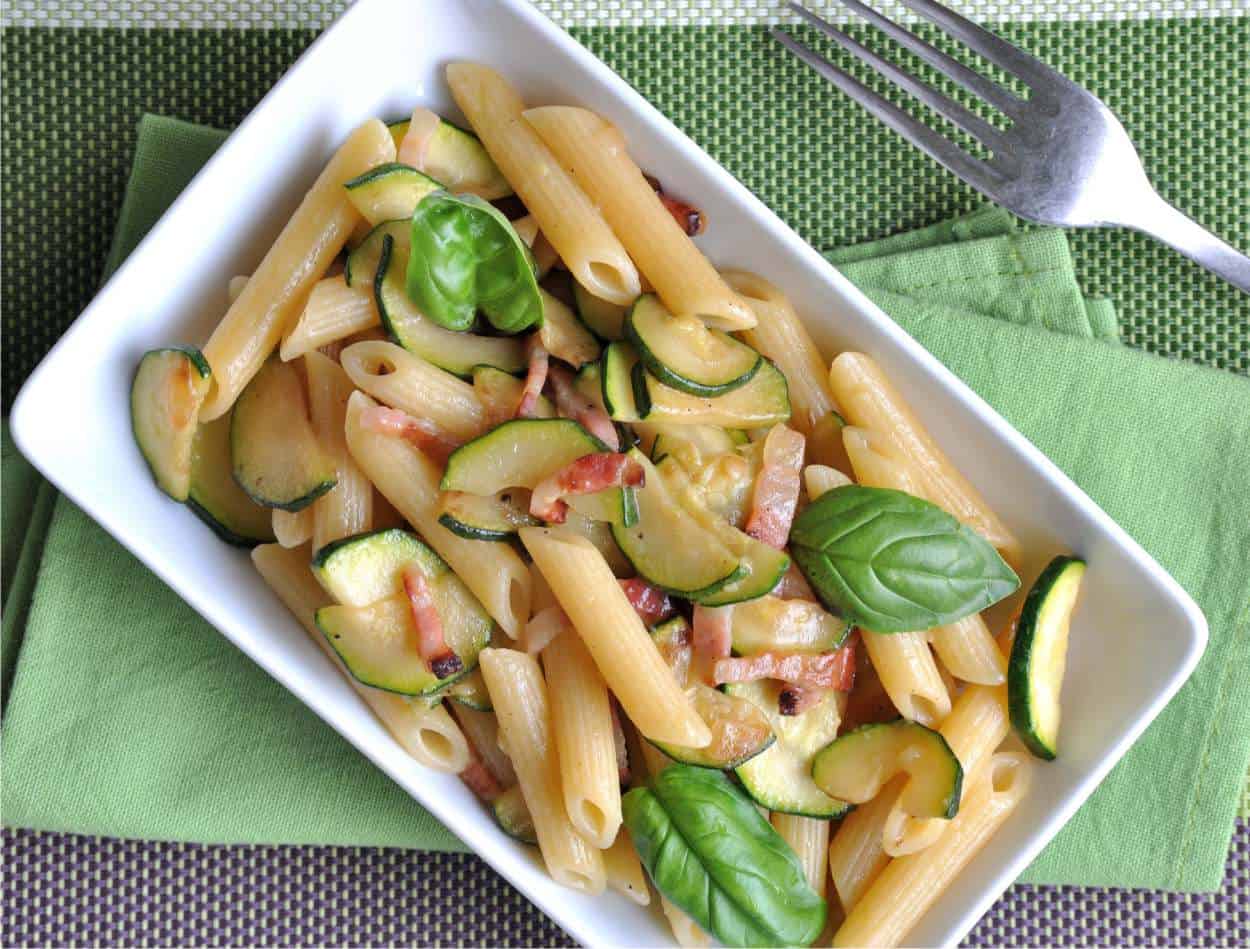 pasta zucchine pancetta